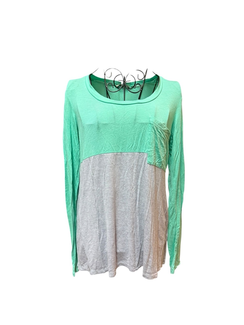 Bordeaux Mint and Light Gray Colorblock Long-Sleeve Scoop Neck Top Small